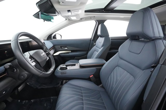 2023 Nissan Ariya — photo 18 of 27