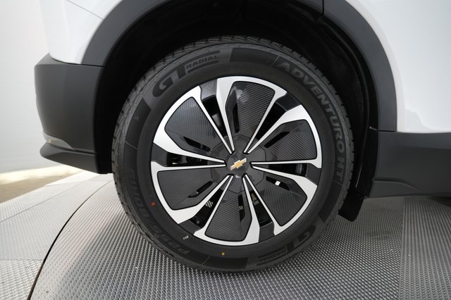 2024 Chevrolet Blazer EV — photo 17 of 24