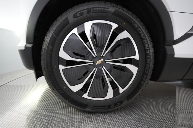 2024 Chevrolet Blazer EV — photo 15 of 24