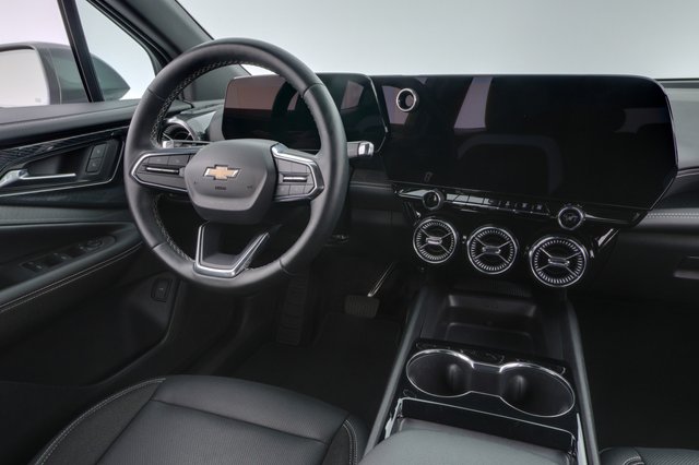 2024 Chevrolet Blazer EV — photo 20 of 23