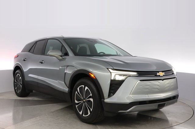 2024 Chevrolet Blazer EV — photo 10 of 23