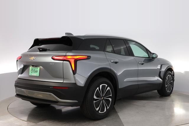 2024 Chevrolet Blazer EV — photo 2 of 23