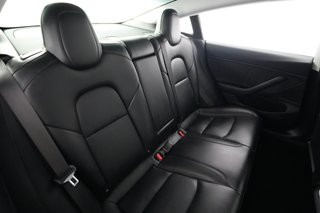 2018 Tesla Model 3 — photo 4 of 24