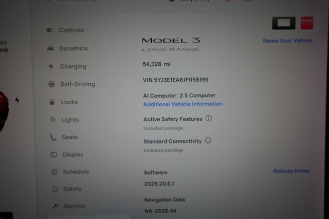 2018 Tesla Model 3 — photo 5 of 21