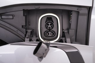 2024 Chevrolet Blazer EV — photo 8 of 23