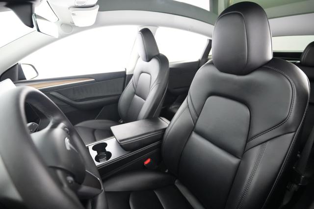 2023 Tesla Model Y — photo 3 of 24