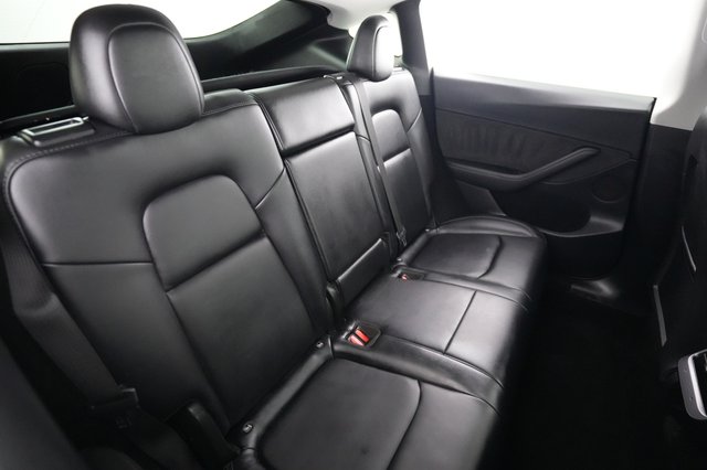 2023 Tesla Model Y — photo 4 of 24