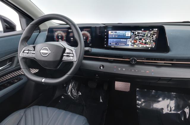 2023 Nissan Ariya — photo 3 of 27