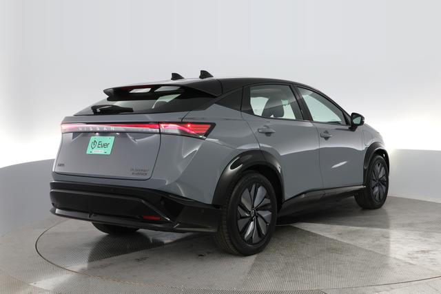2023 Nissan Ariya — photo 2 of 27