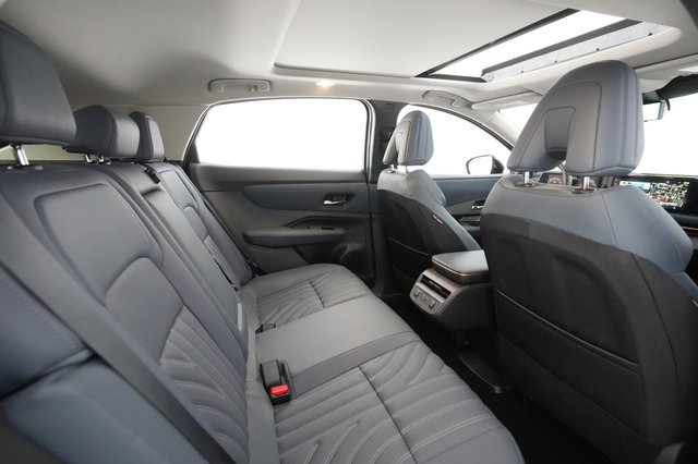 2023 Nissan Ariya — photo 22 of 27