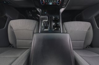 2023 Ford F-150 Lightning — photo 16 of 18