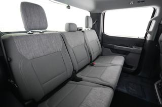 2023 Ford F-150 Lightning — photo 4 of 18