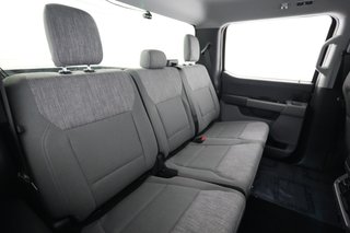 2023 Ford F-150 Lightning — photo 4 of 18