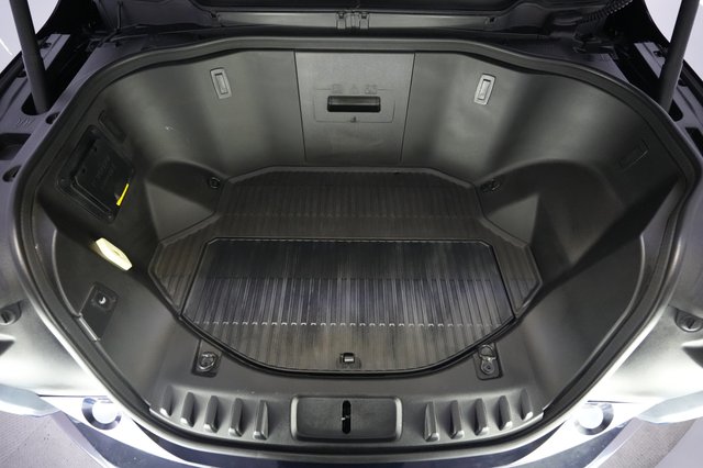 2023 Ford F-150 Lightning — photo 17 of 18