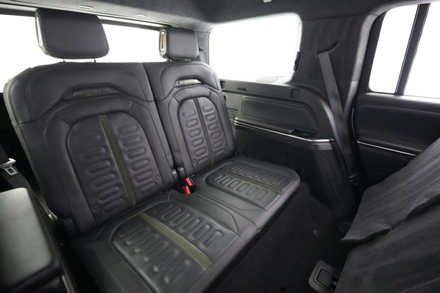 2023 Rivian R1S — photo 20 of 25