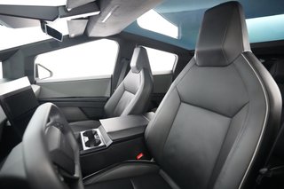2024 Tesla Cybertruck — photo 3 of 18