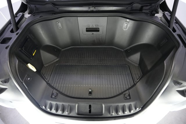 2025 Ford F-150 Lightning — photo 17 of 22