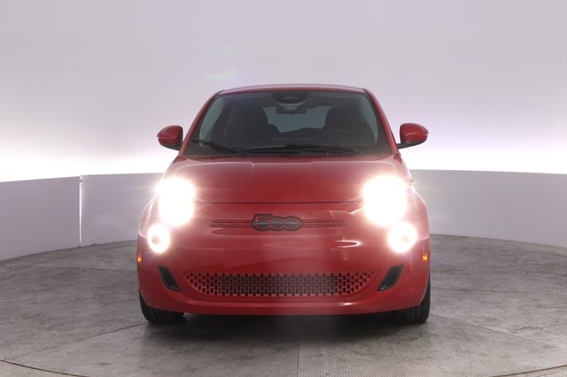 2024 Fiat 500e — photo 9 of 23