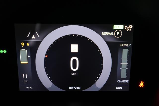 2024 Fiat 500e — photo 5 of 23