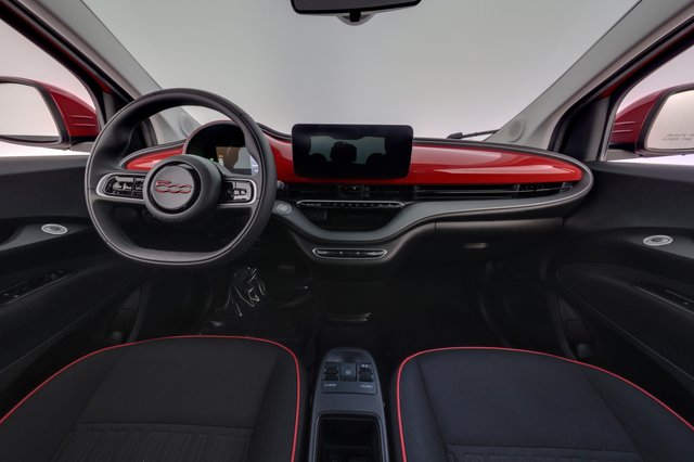 2024 Fiat 500e — photo 21 of 23