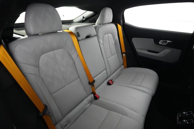 2024 Polestar 2 — photo 4 of 21