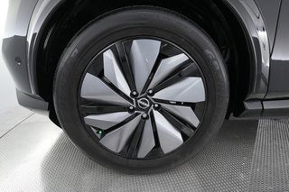 2023 Nissan Ariya — photo 14 of 29