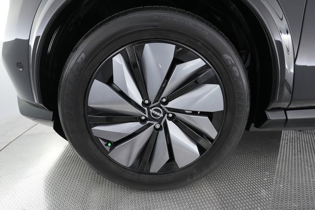 2023 Nissan Ariya — photo 14 of 29