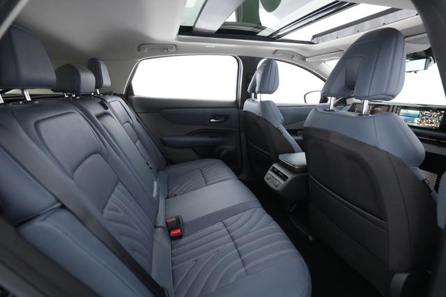 2023 Nissan Ariya — photo 4 of 29