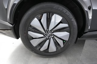 2023 Nissan Ariya — photo 17 of 29