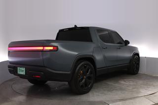2025 Rivian R1T — photo 2 of 22