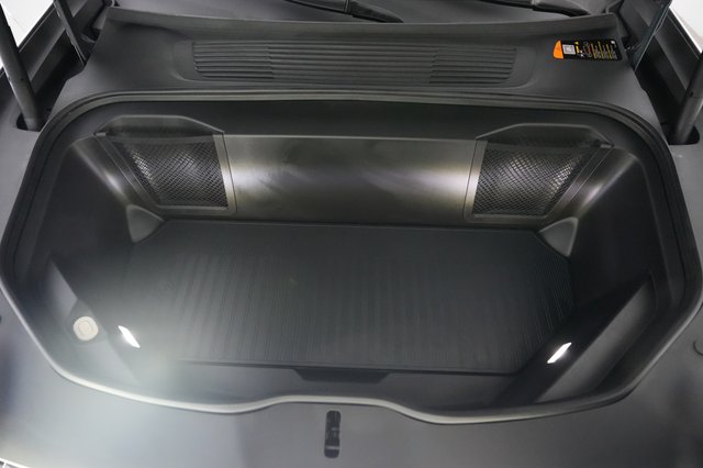 2025 Rivian R1T — photo 20 of 22