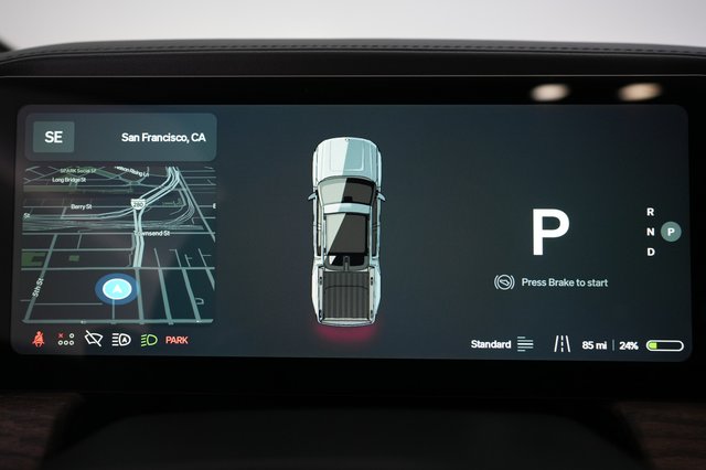 2025 Rivian R1T — photo 21 of 22