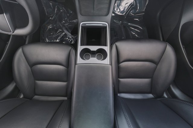 2023 Tesla Model 3 — photo 22 of 24