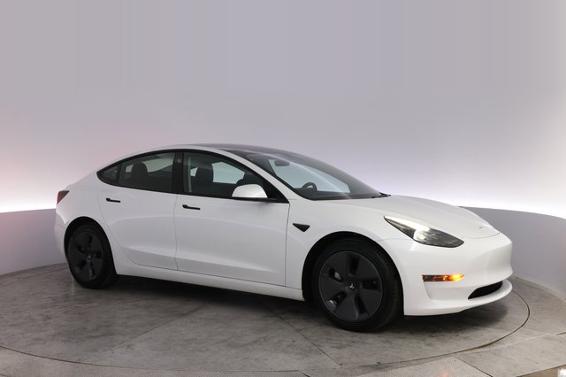 2023 Tesla Model 3 — photo 11 of 24