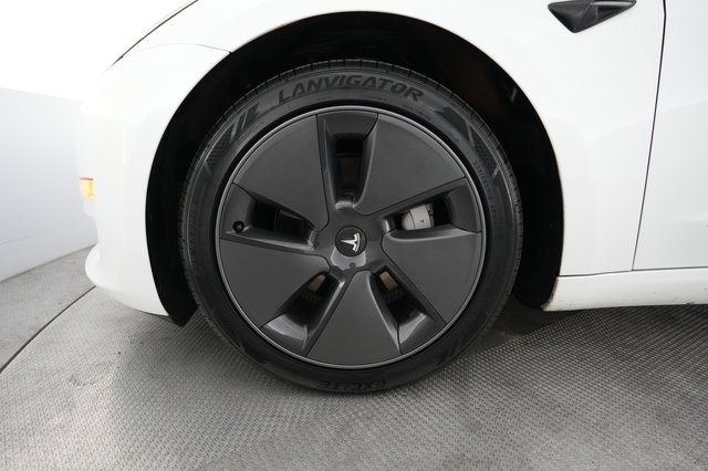 2023 Tesla Model 3 — photo 15 of 24