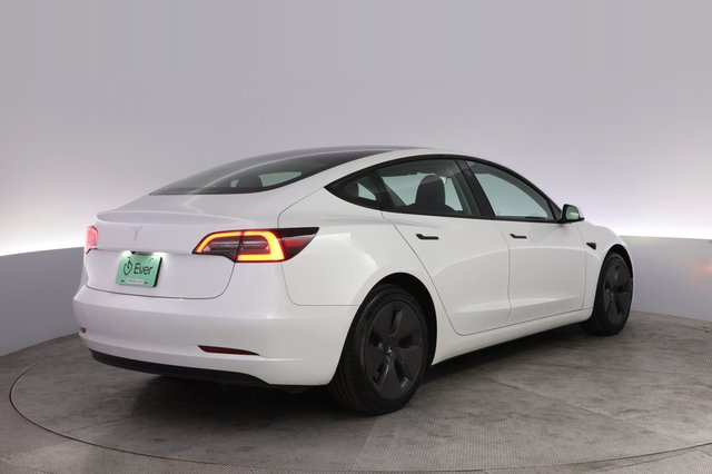 2023 Tesla Model 3 — photo 2 of 24