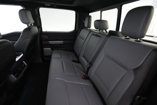 2023 Ford F-150 Lightning — photo 13 of 15