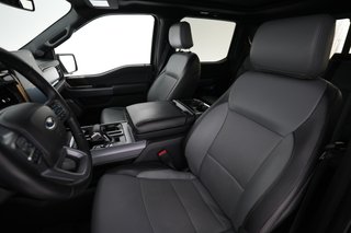 2023 Ford F-150 Lightning — photo 3 of 15