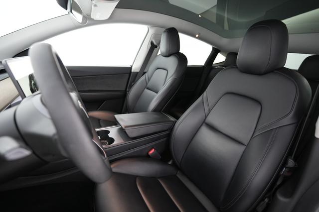 2022 Tesla Model Y — photo 3 of 24