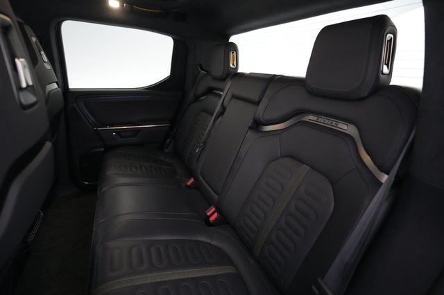 2025 Rivian R1T — photo 19 of 21