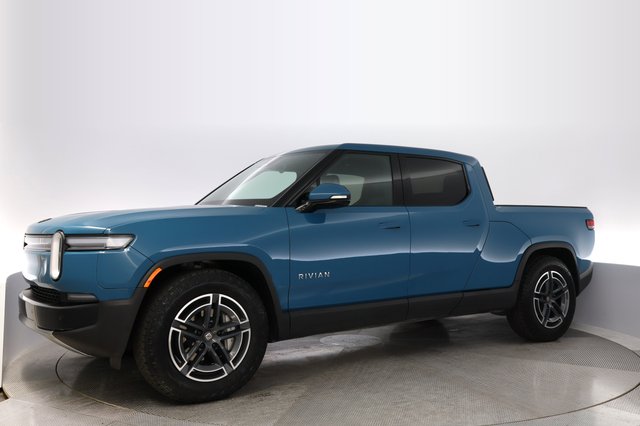 2025 Rivian R1T — photo 14 of 21