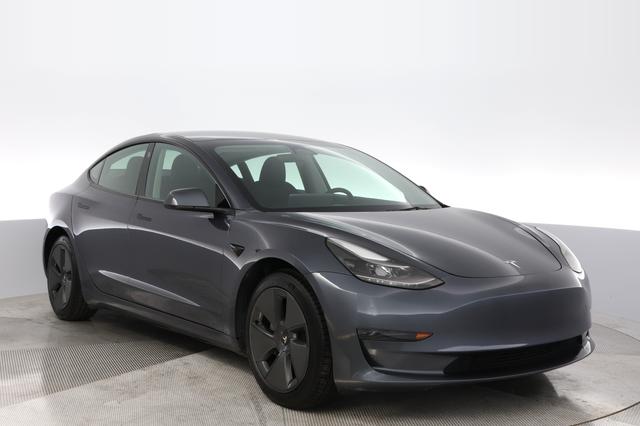 2023 Tesla Model 3 — photo 10 of 23