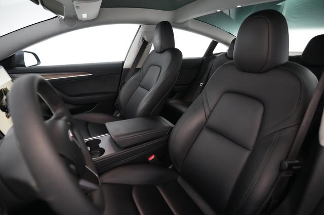 2023 Tesla Model 3 — photo 3 of 23