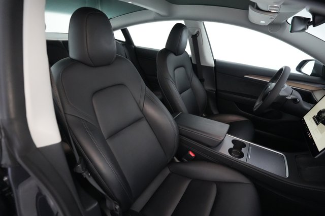2023 Tesla Model 3 — photo 18 of 23