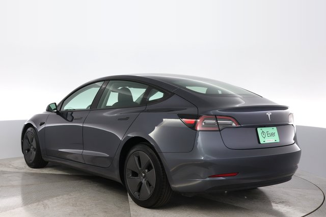 2023 Tesla Model 3 — photo 13 of 23