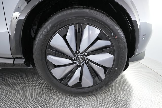 2023 Nissan Ariya — photo 16 of 30