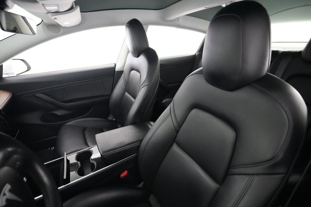 2018 Tesla Model 3 — photo 3 of 30