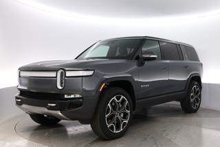 2024 Rivian R1S