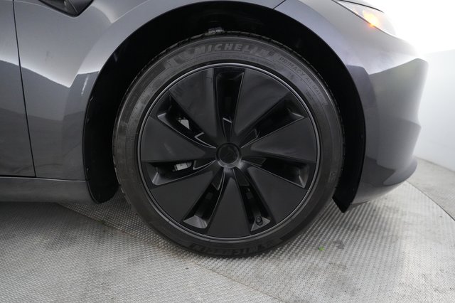 2024 Tesla Model 3 — photo 16 of 24