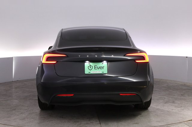 2024 Tesla Model 3 — photo 12 of 24